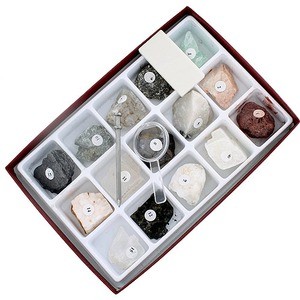 Photo of the 15 Minerals Study Kit
