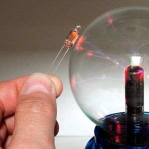 Usb Powered Mini Plasma Ball 3 Inch Dome Xump Com
